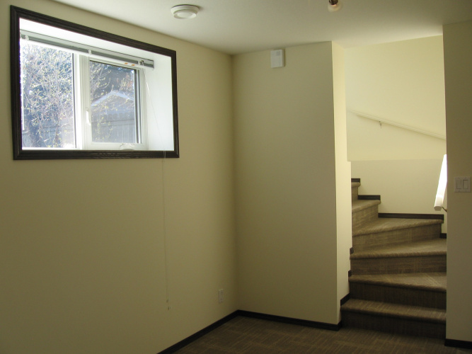 Basement Suite For Rent Bsmt - 3729 44A Avenue, Red Deer, 2 Bedrooms, 1 Bathroom