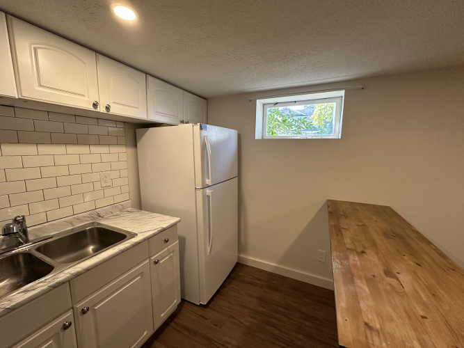 Basement Suite For Rent Bsmt, 3916 46 Street, Red Deer, 2 Bedrooms, 1 Bathroom