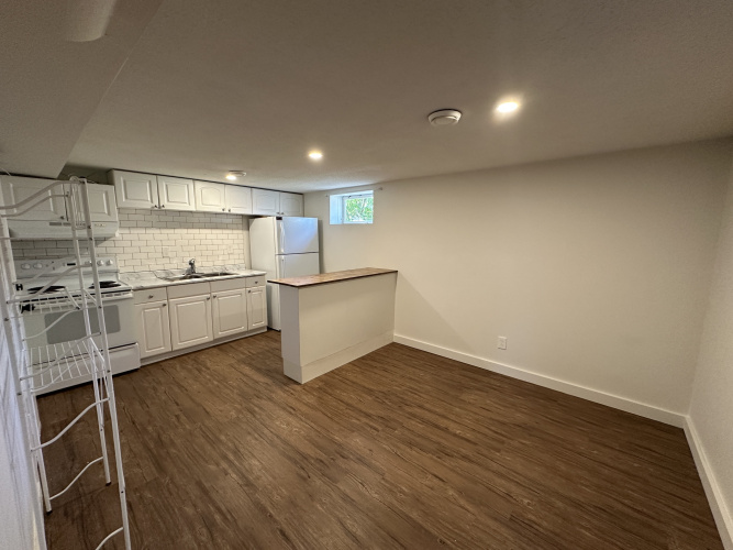 Basement Suite For Rent Bsmt, 3916 46 Street, Red Deer, 2 Bedrooms, 1 Bathroom