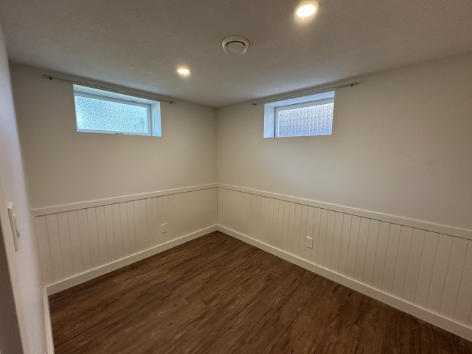 Basement Suite For Rent Bsmt, 3916 46 Street, Red Deer, 2 Bedrooms, 1 Bathroom