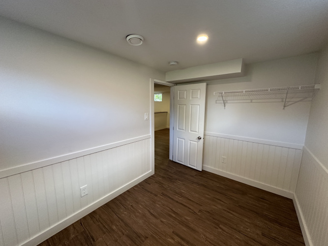 Basement Suite For Rent Bsmt, 3916 46 Street, Red Deer, 2 Bedrooms, 1 Bathroom