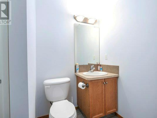 Townhouse For Rent 1 Lark Close, Sylvan Lake, 3 Bedroom, 2.5 Bathroom