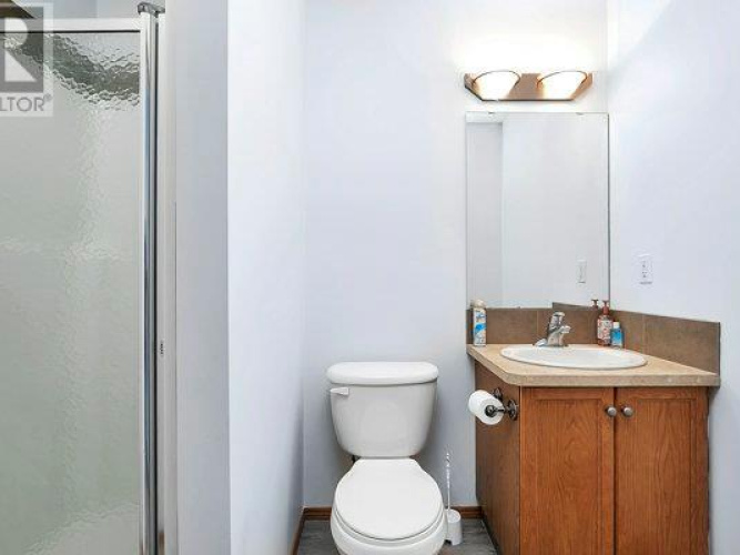 Townhouse For Rent 1 Lark Close, Sylvan Lake, 3 Bedroom, 2.5 Bathroom
