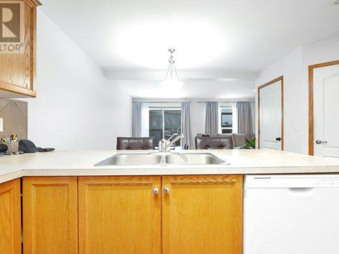 Townhouse For Rent 1 Lark Close, Sylvan Lake, 3 Bedroom, 2.5 Bathroom
