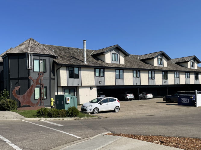 Apartment For Rent 205 - 5312 lakeshore drive, Sylvan Lake, 1 Bedroom, 1 Bathroom