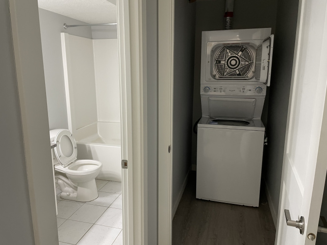 Apartment For Rent 205 - 5312 lakeshore drive, Sylvan Lake, 1 Bedroom, 1 Bathroom