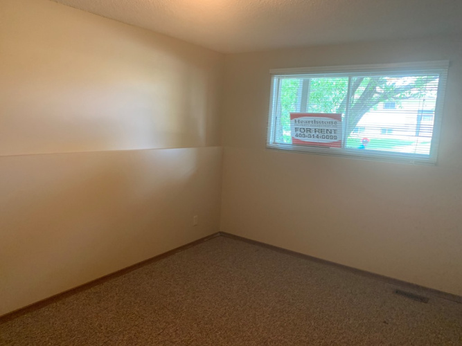 Fourplex For Rent 5A Oliver Street, Red Deer, 2 Bedroom, 1.5 Bathroom