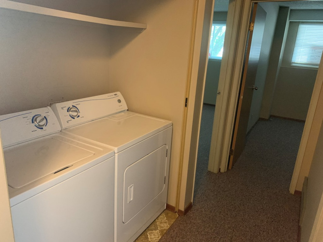 Fourplex For Rent 5A Oliver Street, Red Deer, 2 Bedroom, 1.5 Bathroom