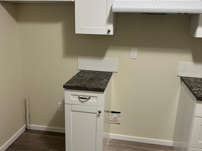 Apartment For Rent 206, 5301 46 Ave, Red Deer, 1 Bedroom, 1 Bathroom