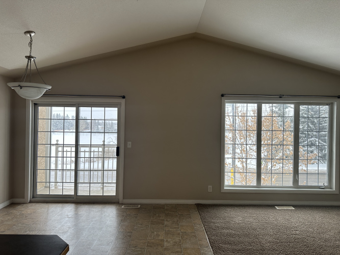 Apartment For Rent 201, 6547 59 Ave, Red Deer, 2 Bedrooms, 1 Bathroom