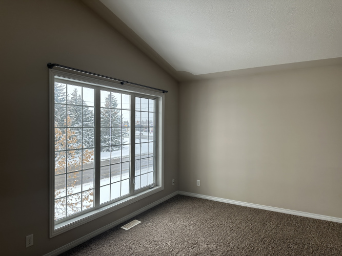 Apartment For Rent 201, 6547 59 Ave, Red Deer, 2 Bedrooms, 1 Bathroom