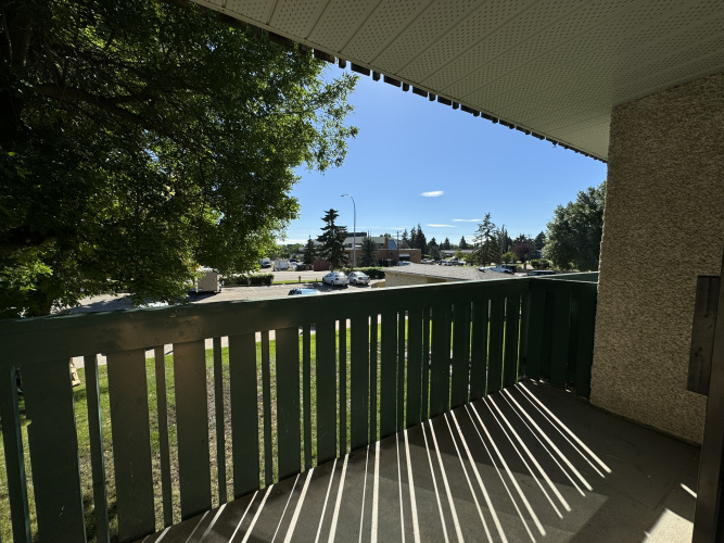 Apartment For Rent 209, 5628 - 58 Street, Lacombe, 1 Bedroom, 1 Bathroom