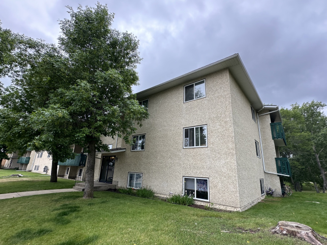Apartment For Rent 209, 5628 - 58 Street, Lacombe, 1 Bedroom, 1 Bathroom