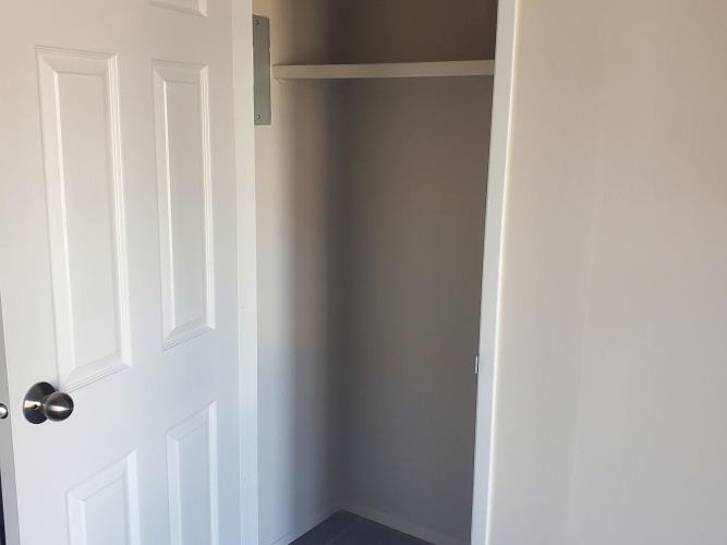 Apartment For Rent 204 - 5110 38 Street, Red Deer, 1 Bedroom, 1 Bathroom