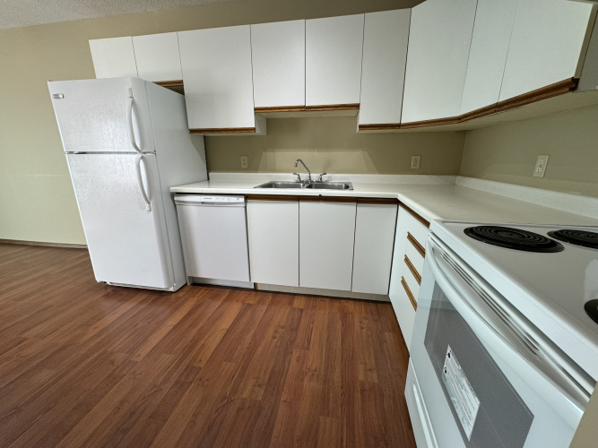 Townhouse For Rent 7 - 33 Cosgrove Crescent, Red Deer, 2 Bedroom, 1.5 Bathroom