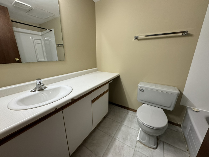 Townhouse For Rent 7 - 33 Cosgrove Crescent, Red Deer, 2 Bedroom, 1.5 Bathroom