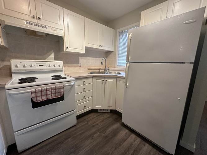 Condo For Rent 1903, 5220 50A Ave, Sylvan Lake, 1 Bedroom, 1 Bathroom