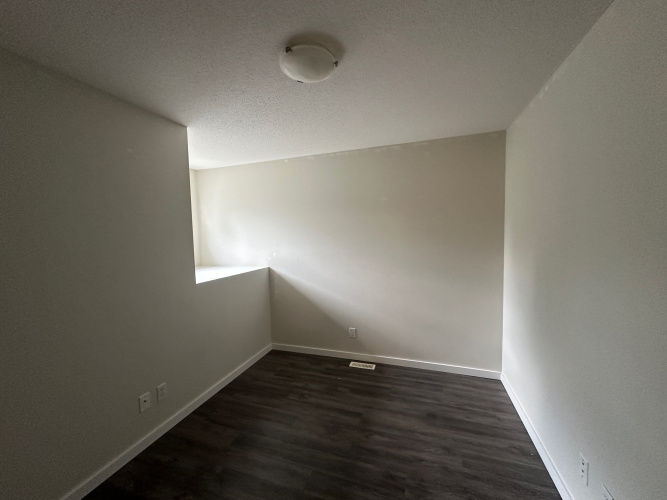 Condo For Rent 1903, 5220 50A Ave, Sylvan Lake, 1 Bedroom, 1 Bathroom
