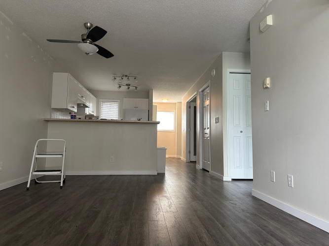 Condo For Rent 1903, 5220 50A Ave, Sylvan Lake, 1 Bedroom, 1 Bathroom