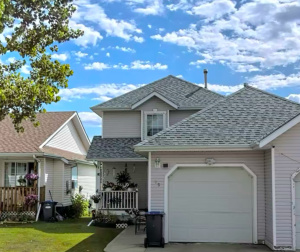 Duplex For Rent 25 Westwood Court, Sylvan Lake, 2 Bedrooms, 1.5 Bathrooms