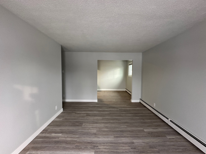 Apartment For Rent 2 - 4518 47A Ave, Sylvan Lake, 2 Bedrooms, 1 Bathroom