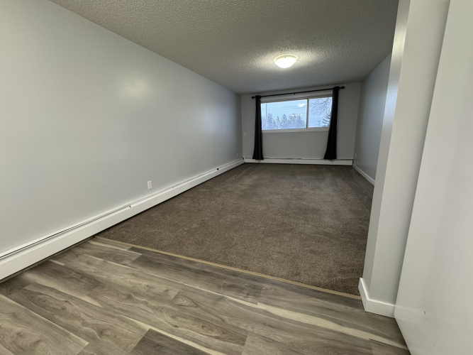 Apartment For Rent 112, 5628 - 58 Street, Lacombe, 1 Bedroom, 1 Bathroom