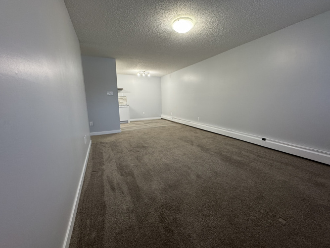 Apartment For Rent 112, 5628 - 58 Street, Lacombe, 1 Bedroom, 1 Bathroom