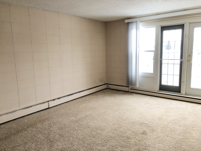 Apartment For Rent 208 - 12 Selkirk Blvd, Red Deer, 2 Bedrooms, 1 Bathroom