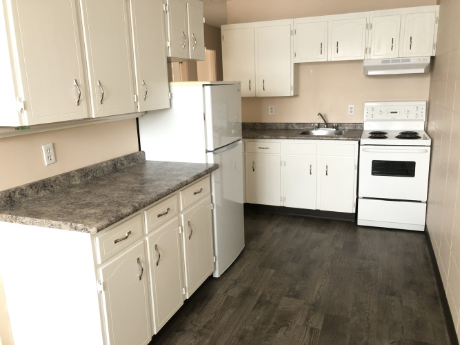 Apartment For Rent 208 - 12 Selkirk Blvd, Red Deer, 2 Bedrooms, 1 Bathroom