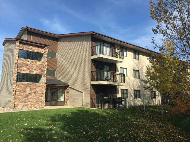 Apartment For Rent 104 - 131 Northey Avenue, Red Deer, 2 Bedrooms, 1 Bathroom