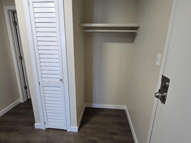 Apartment For Rent 104, 6801-59 Avenue, Red Deer, 1 Bedroom, 1 Bathroom