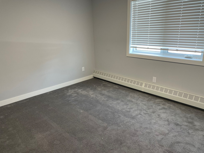 Apartment For Rent 104 - 5312 Lakeshore Drive, Sylvan Lake, 1 Bedroom, 1 Bathroom