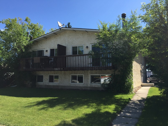 Fourplex For Rent B, 5827-52 Avenue, Red Deer, 3 Bedrooms, 1 Bathroom