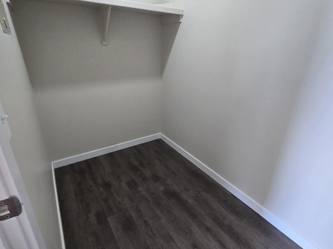 Apartment For Rent 4728-55 Street, Red Deer, 2 Bedroom, 1 Bathroom