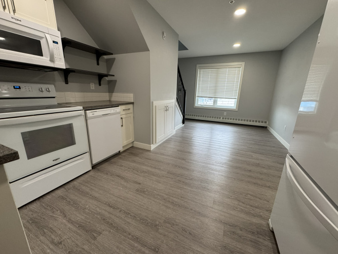 Apartment For Rent 203 - 5312 lakeshore drive, Sylvan Lake, 1.5 Bedrooms, 1.5 Bathrooms