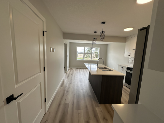 Townhouse For Rent 246 Halifax Close, Penhold, 3 Bedrooms, 2.5 Bathrooms