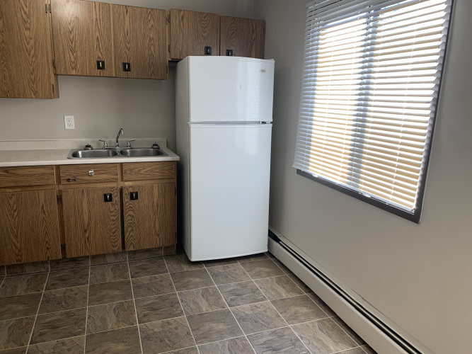 Apartment For Rent 202 - 5110 38 Street, Red Deer, 1 Bedroom, 1 Bathroom