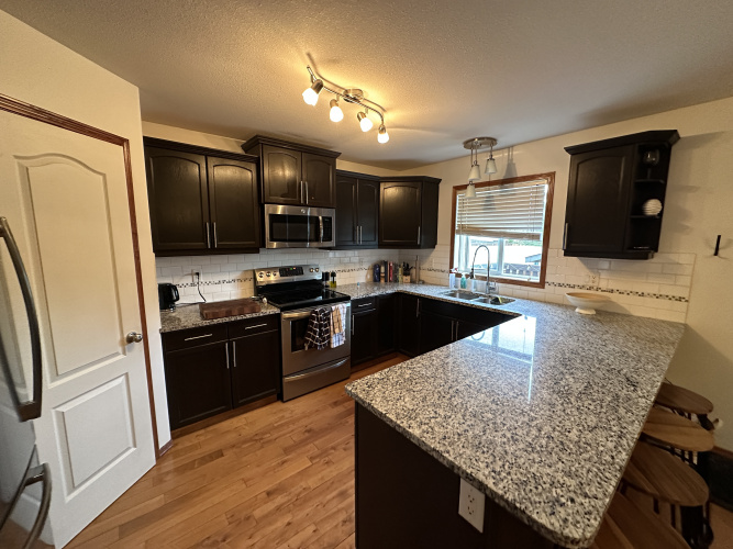 Duplex For Rent 6075 Orr Drive, Red Deer, 3 Bedroom, 1.5 Bathroom