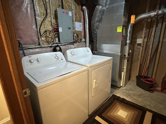 Duplex For Rent 6075 Orr Drive, Red Deer, 3 Bedroom, 1.5 Bathroom