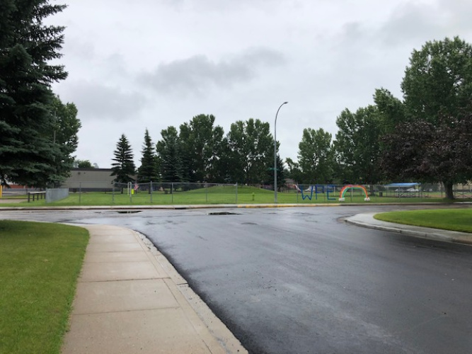 Apartment For Rent 303 - 3905 56 Avenue, Red Deer, 2 Bedroom, 1 Bathroom
