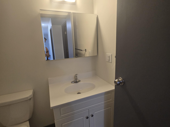 Apartment For Rent 3307 51 Avenue Close, Red Deer, 2 Bedrooms, 1 Bathroom