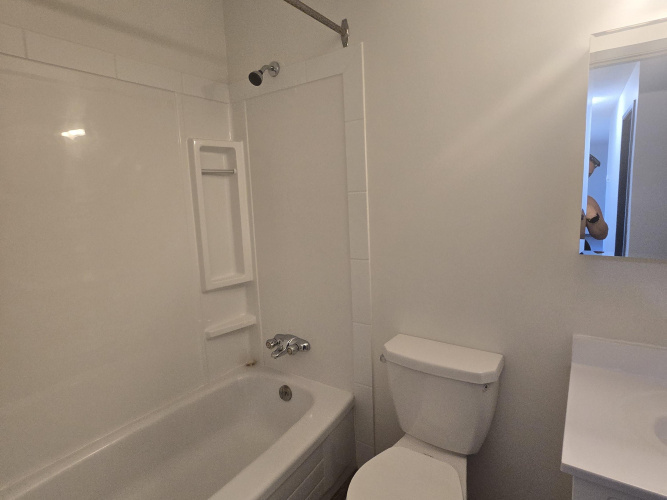 Apartment For Rent 3307 51 Avenue Close, Red Deer, 2 Bedrooms, 1 Bathroom