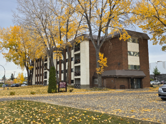 Apartment For Rent 3307 51 Avenue Close, Red Deer, 2 Bedrooms, 1 Bathroom