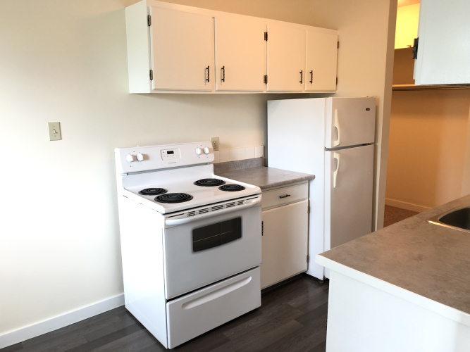 Apartment For Rent 302 - 5832 60A Street, Red Deer, 2 Bedroom, 1 Bathroom
