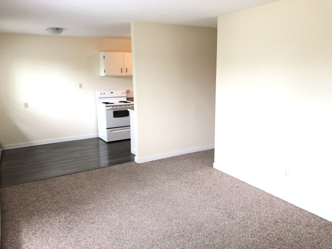 Apartment For Rent 302 - 5832 60A Street, Red Deer, 2 Bedroom, 1 Bathroom