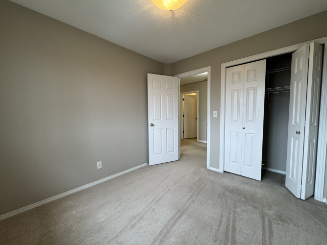 Apartment For Rent 202, 6547 59 Ave, Red Deer, 2 Bedroom, 1 Bathroom