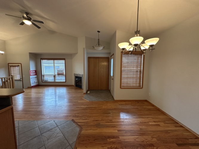 Duplex For Rent 2 Root Close, Red Deer, 4 Bedrooms, 3 Bathrooms