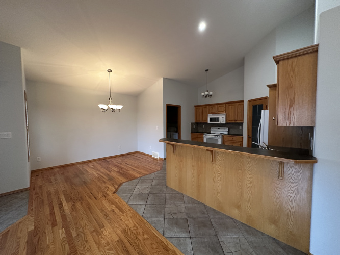 Duplex For Rent 2 Root Close, Red Deer, 4 Bedrooms, 3 Bathrooms