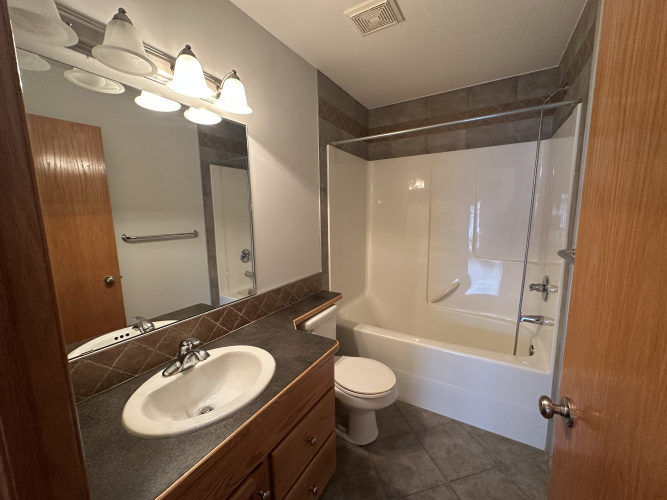 Duplex For Rent 2 Root Close, Red Deer, 4 Bedrooms, 3 Bathrooms