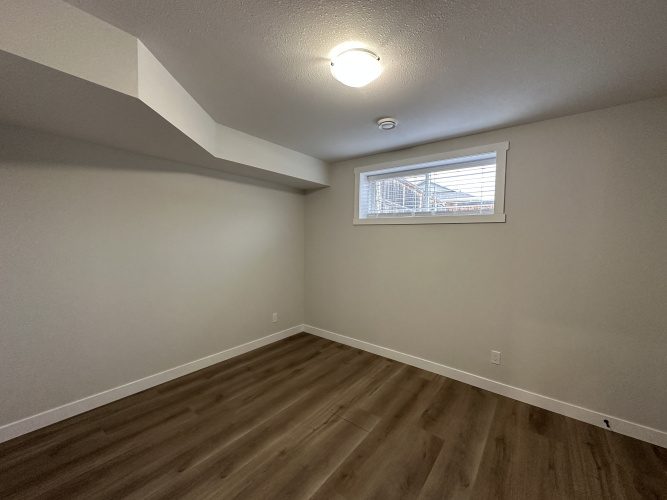 Duplex For Rent 2 Root Close, Red Deer, 4 Bedrooms, 3 Bathrooms